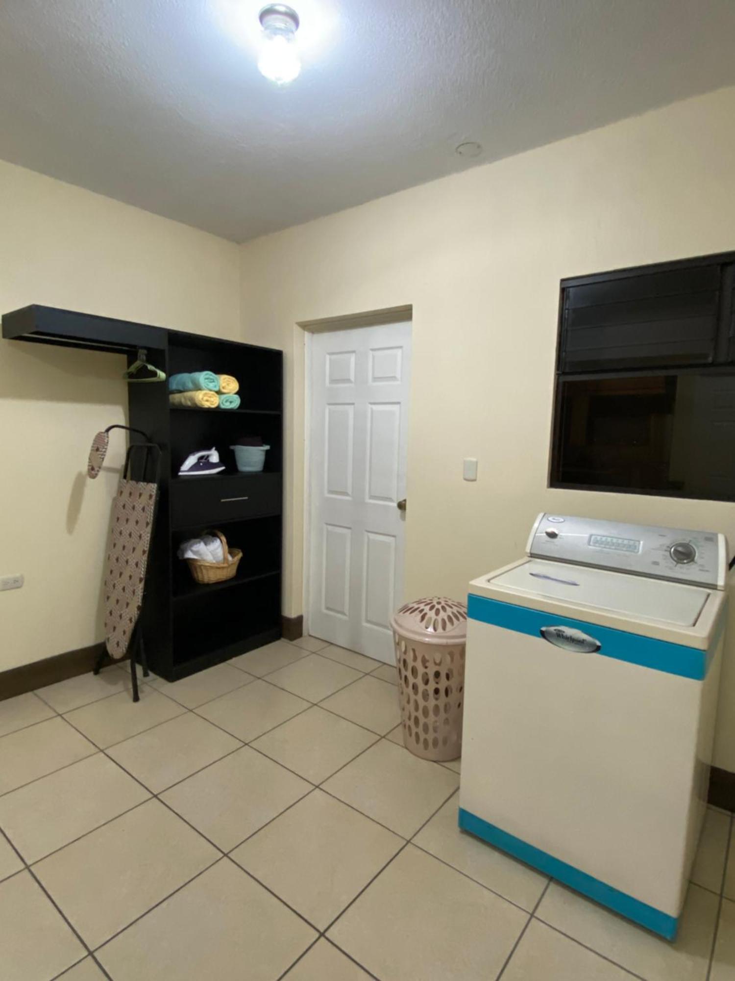 Mi Casa Es Tu Casa.